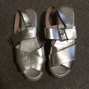 Zara Platforms